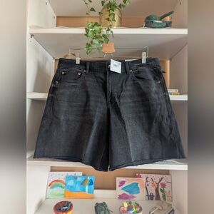 American Eagle AE 8" Dreamy Drape Stretch Low-Rise Baggy Jort